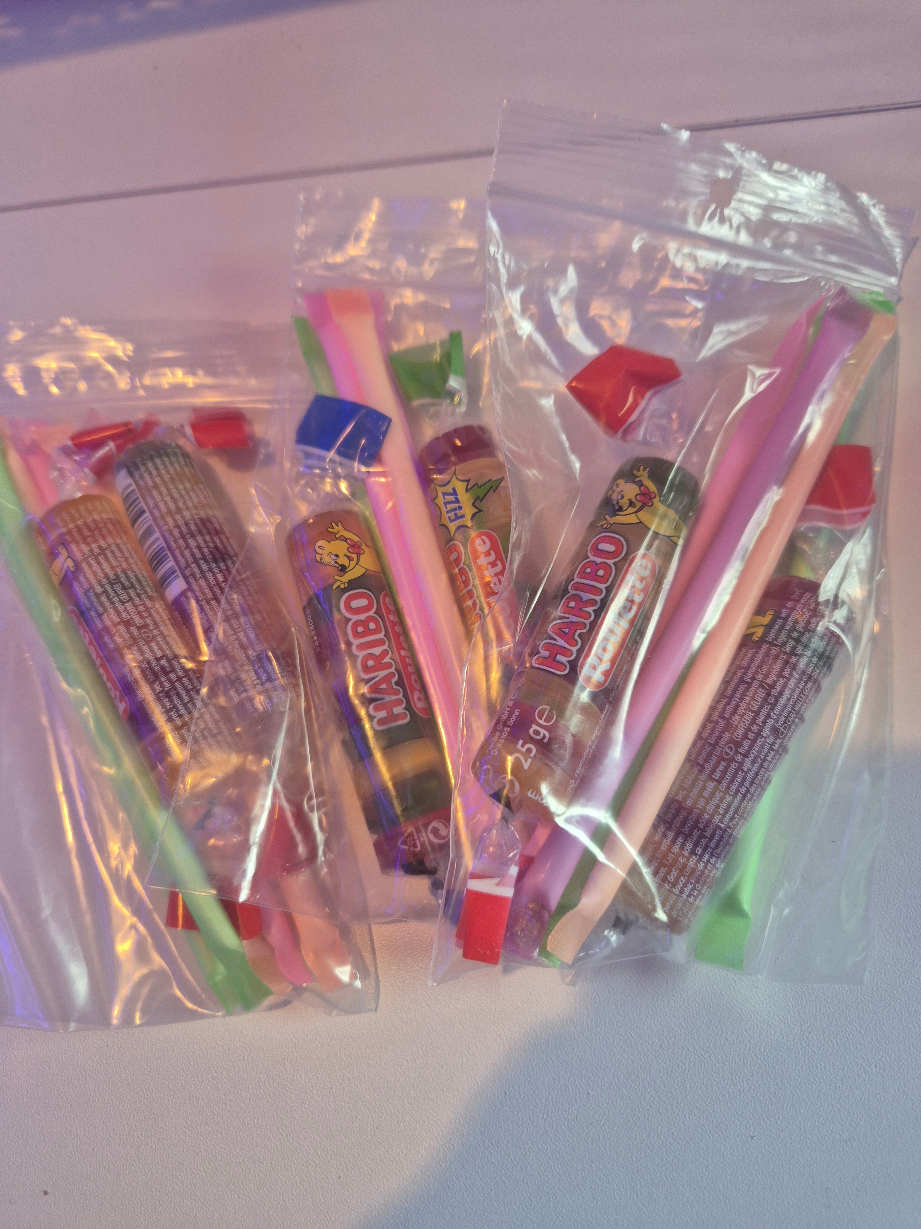 Sachet de 5 pailles et 2 roulettes